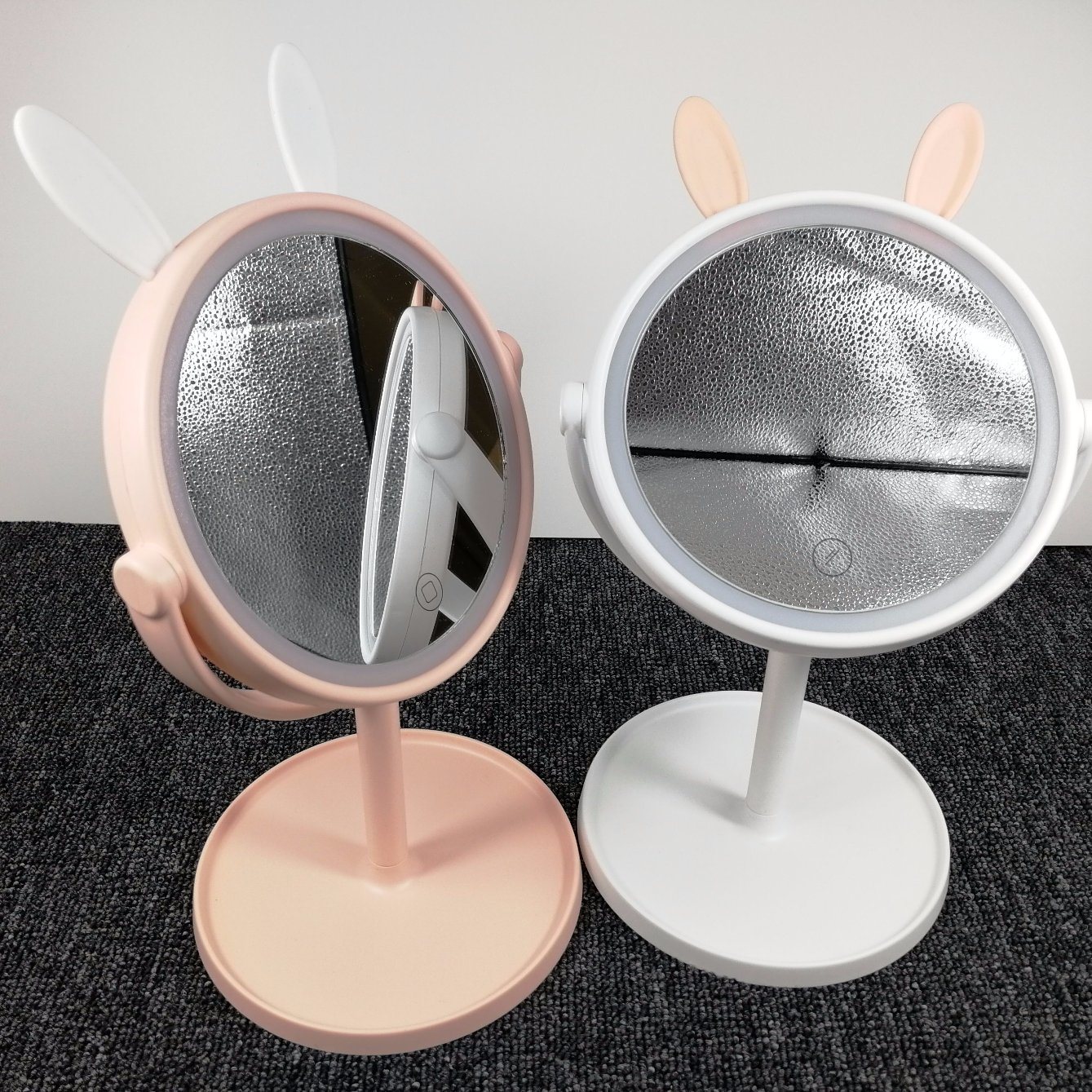Kanin skrivebordsspejl Custom LED kosmetikspejl